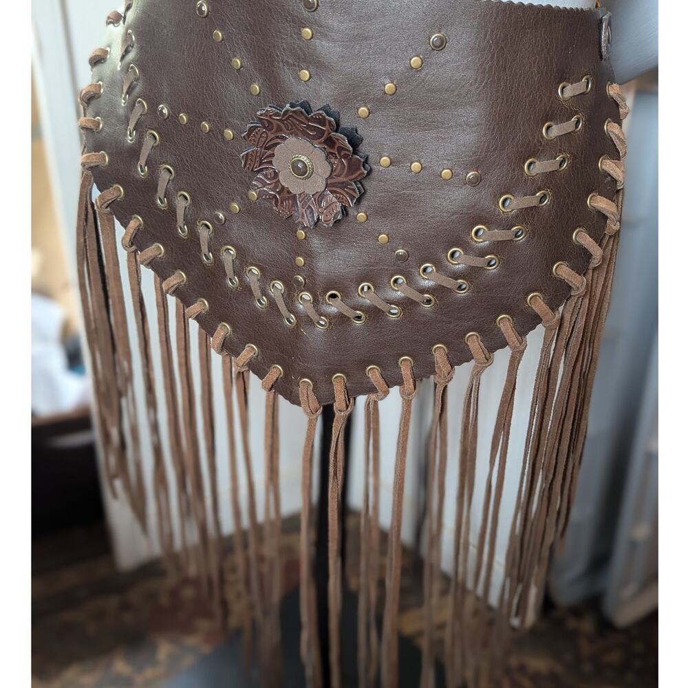 VTG chocolate finish faux leather corset belt with fringe